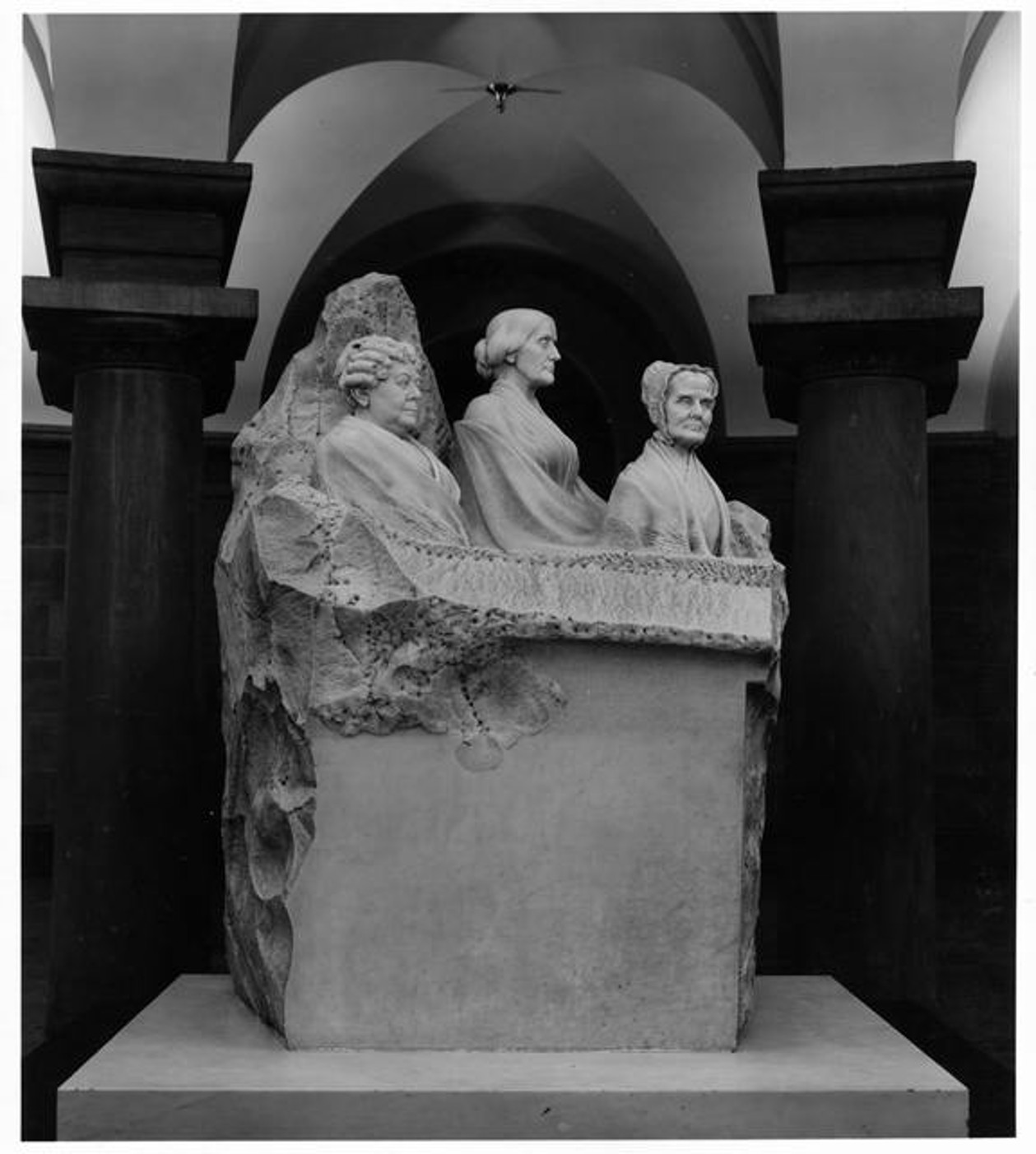 portrait monument